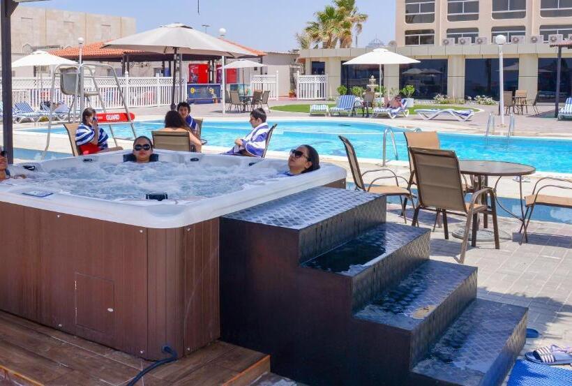 Hotel Ajman Beach