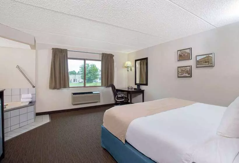 هتل Americinn By Wyndham Green Bay West