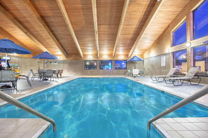 ホテル Americinn By Wyndham Green Bay West