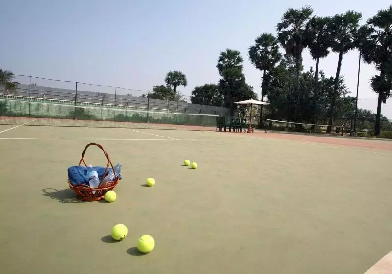 Отель Angkor Palace Suite & Villa