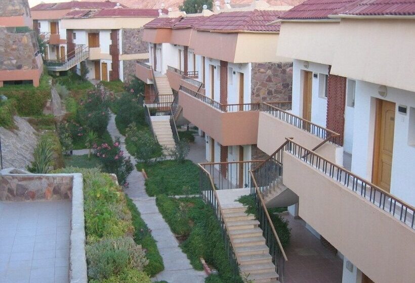 هتل Catherine Plaza