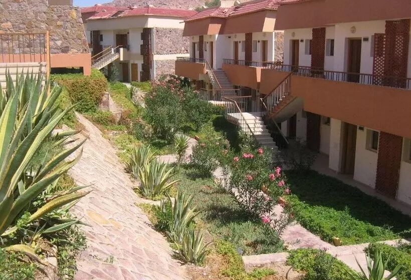 هتل Catherine Plaza