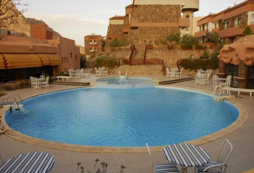 هتل Catherine Plaza