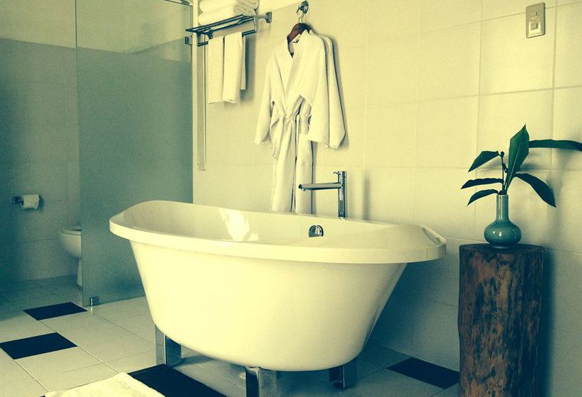 酒店 Cordova Reef Village Resort