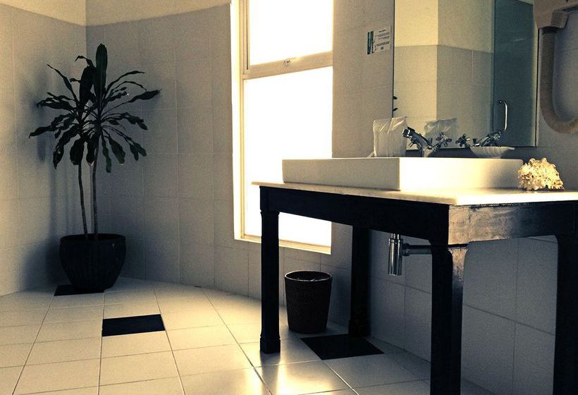 酒店 Cordova Reef Village Resort