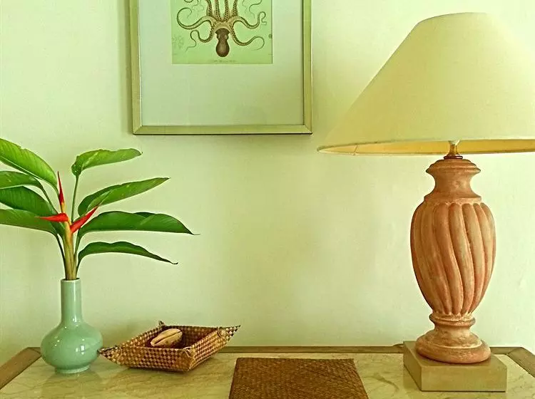 Hotel Cordova Reef Village Resort