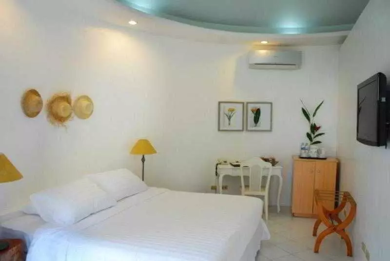 Hotel Cordova Reef Village Resort