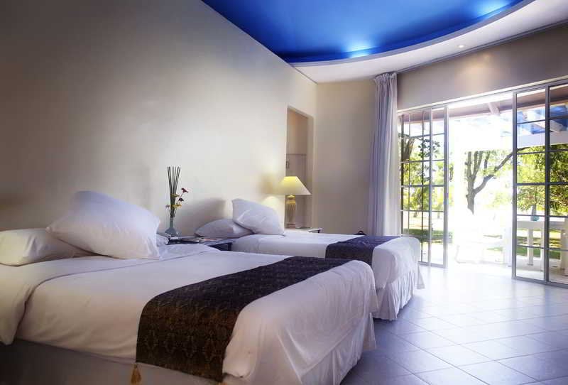 酒店 Cordova Reef Village Resort