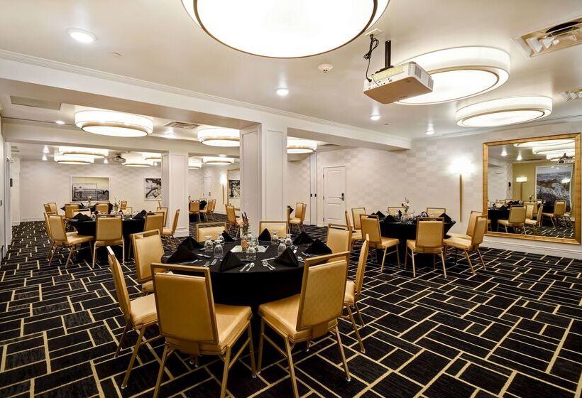 Otel Doubletree By Hilton Deadwood At Cadillac Jack's