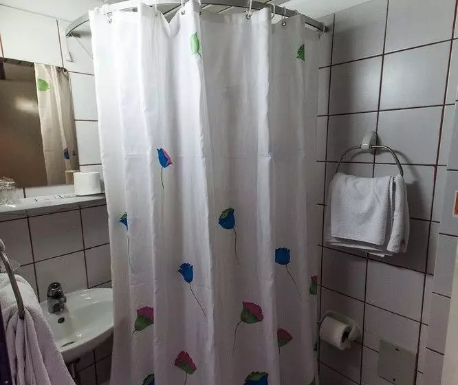 Отель International