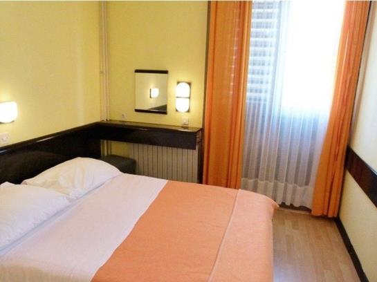 בית מלון כפרי International