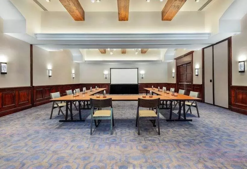 호텔 Los Sueños Marriott Ocean & Golf Resort