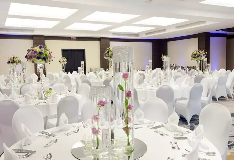 호텔 Los Sueños Marriott Ocean & Golf Resort