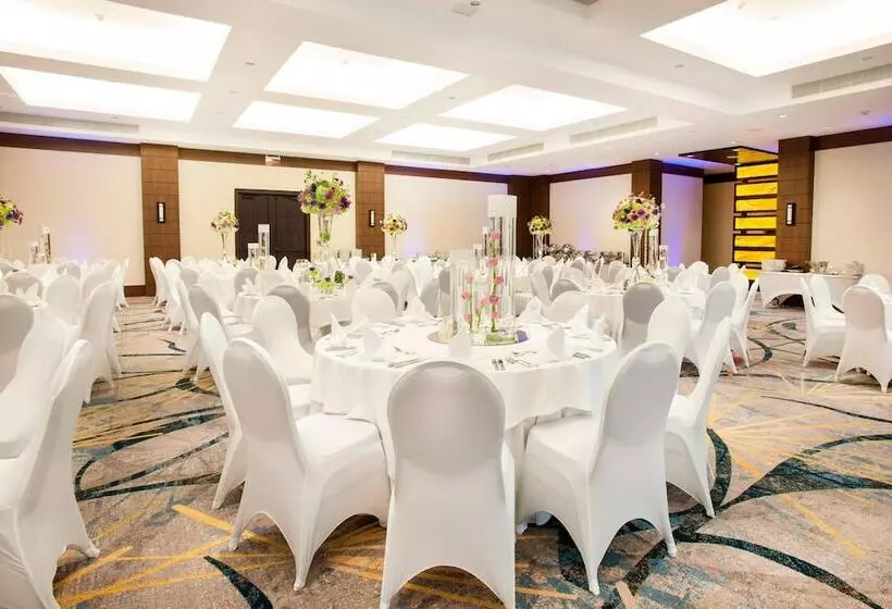 호텔 Los Sueños Marriott Ocean & Golf Resort