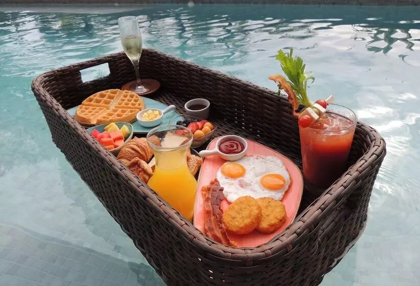 호텔 Los Sueños Marriott Ocean & Golf Resort