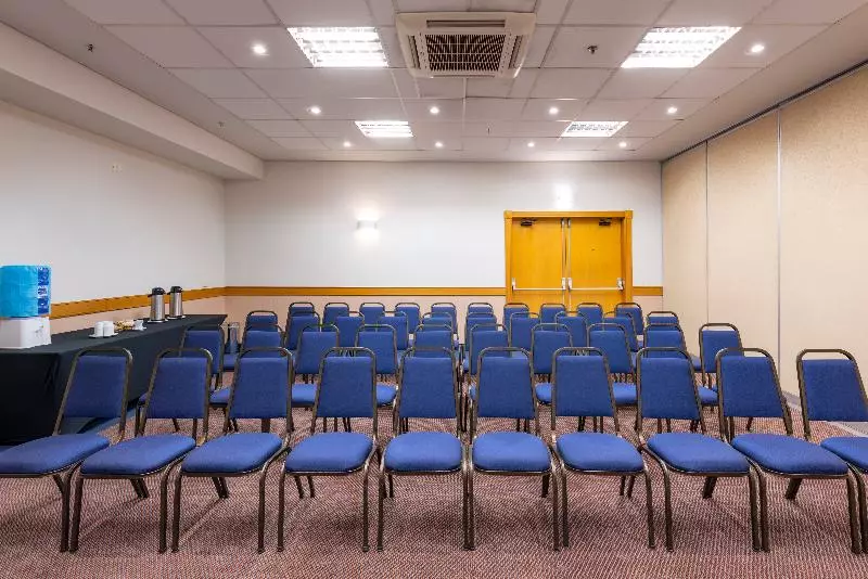 Отель Monreale Plus Guarulhos International Airport