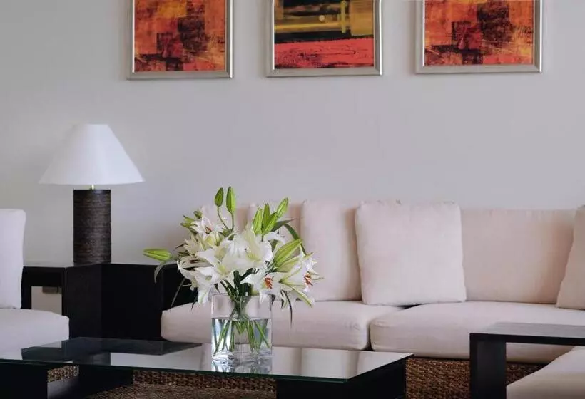 هتل Al Nawras Island Resort