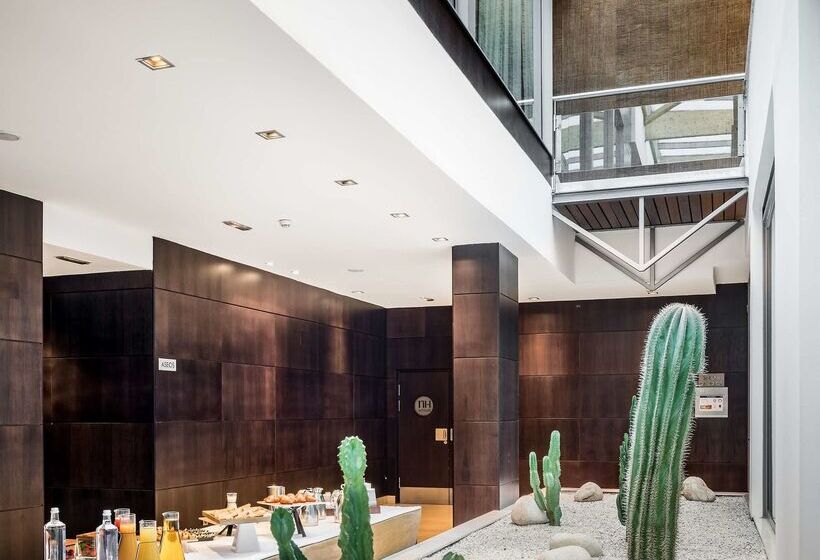 בית מלון כפרי NH Alcorcon