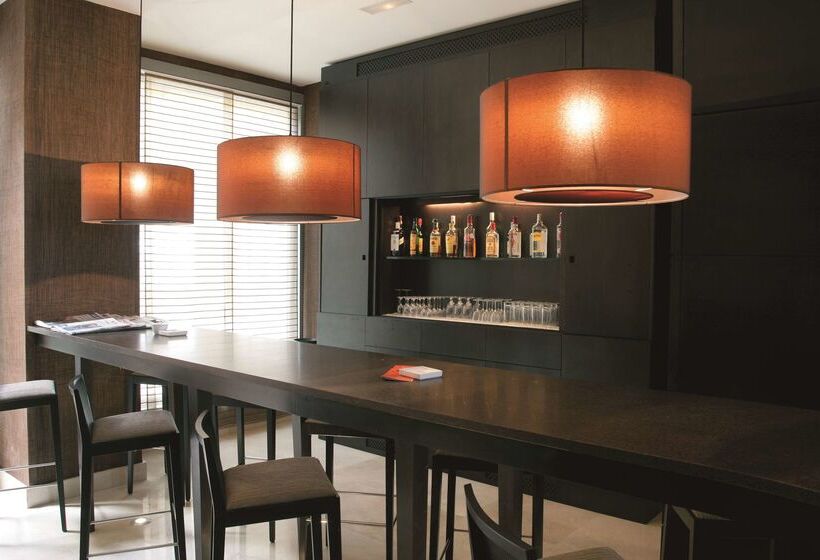 בית מלון כפרי NH Alcorcon