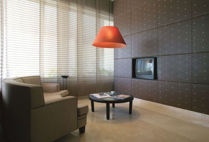 בית מלון כפרי NH Alcorcon