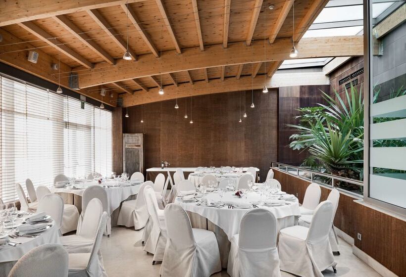 בית מלון כפרי NH Alcorcon