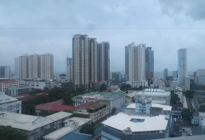 בית מלון כפרי Pearl Manila