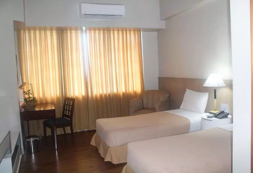 בית מלון כפרי Pearl Manila