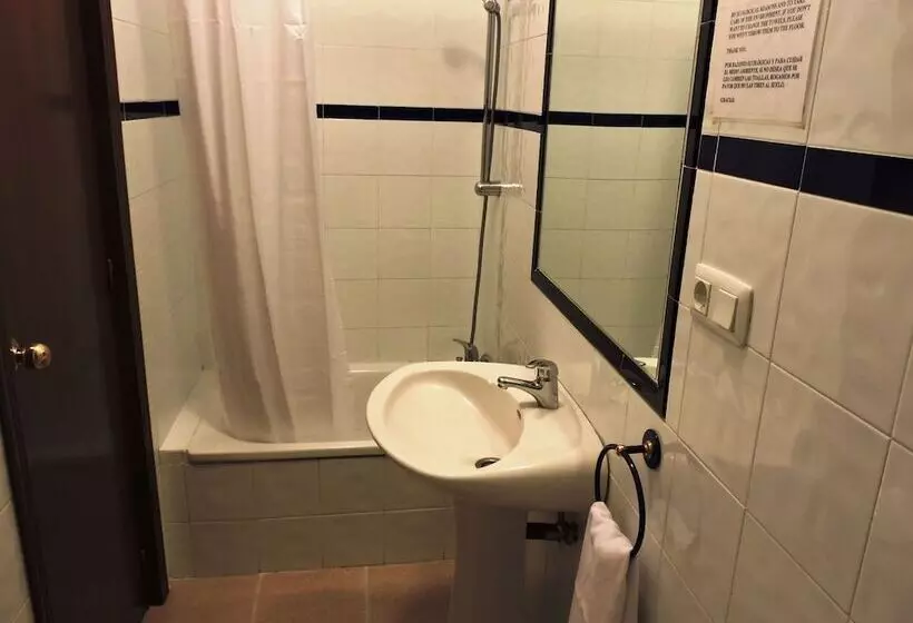 בית מלון כפרי La Fonda Del Califa