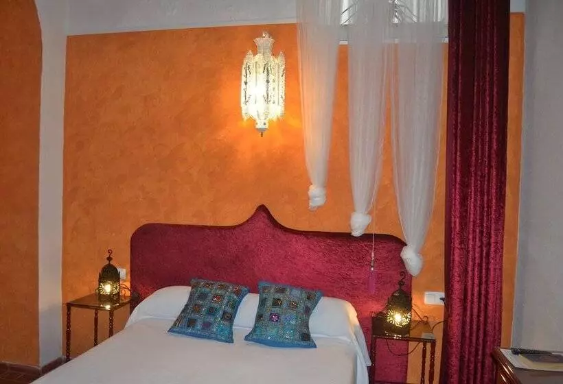 בית מלון כפרי La Fonda Del Califa