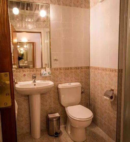 فندق Sevlievo Plaza