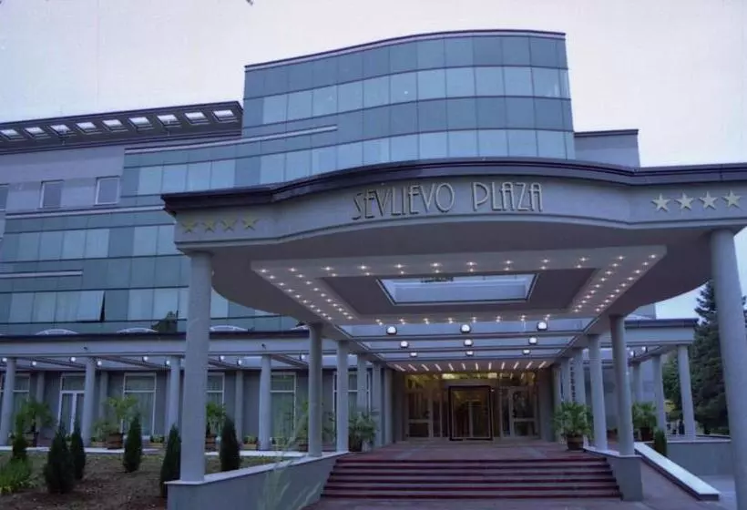 فندق Sevlievo Plaza