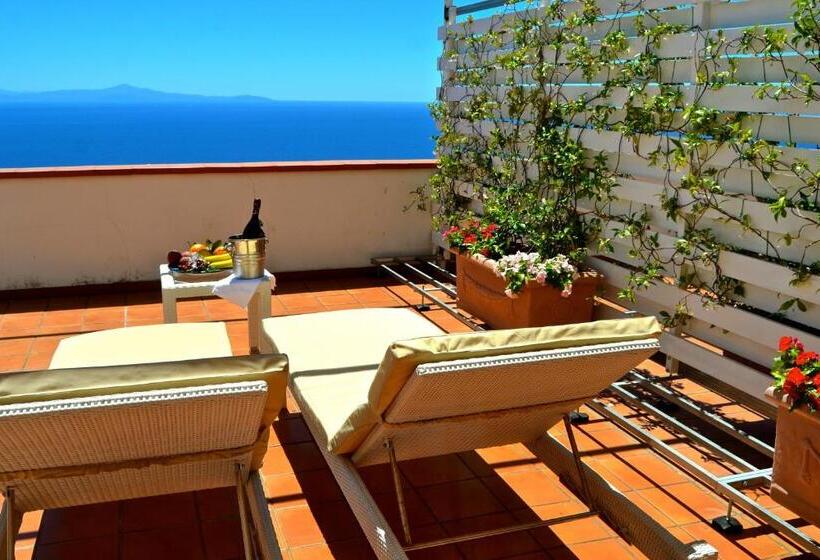 فندق Villa Felice Relais