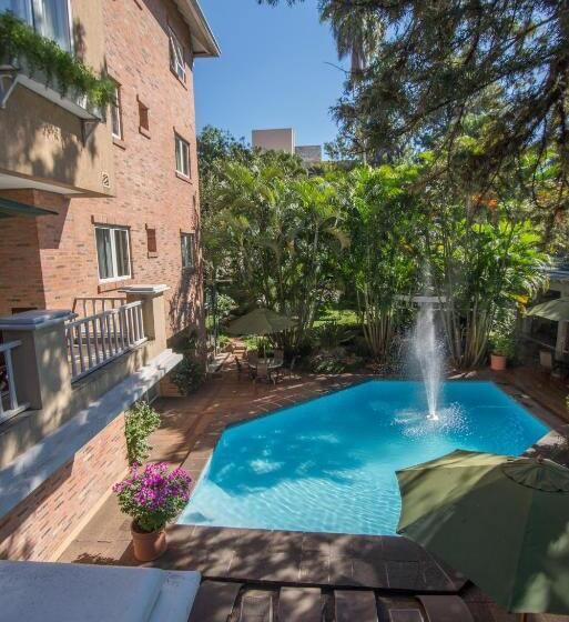 هتل Villa Morra Suites