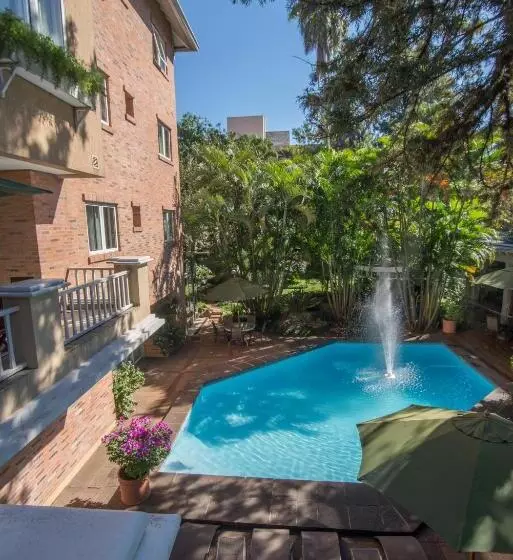 ホテル Villa Morra Suites
