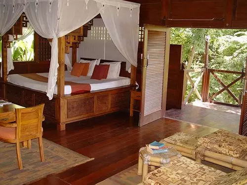 Mago Estate Hotel