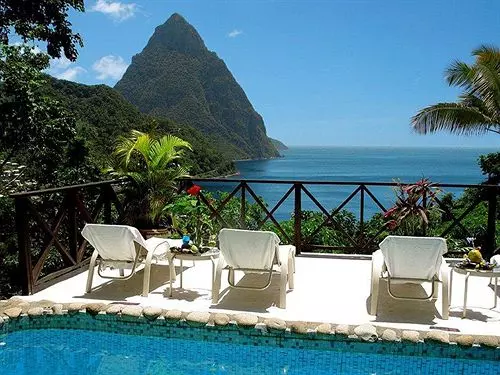 Mago Estate Hotel