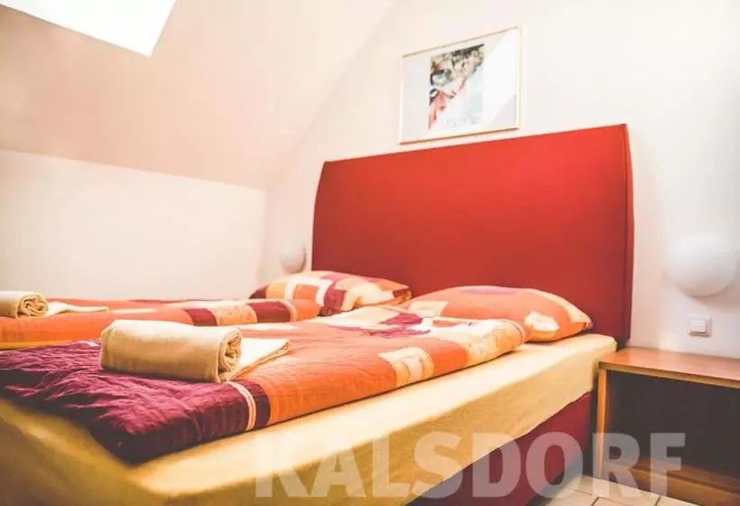 Oekotel Graz Airport