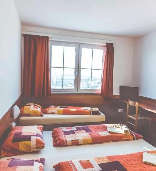 Oekotel Graz Airport