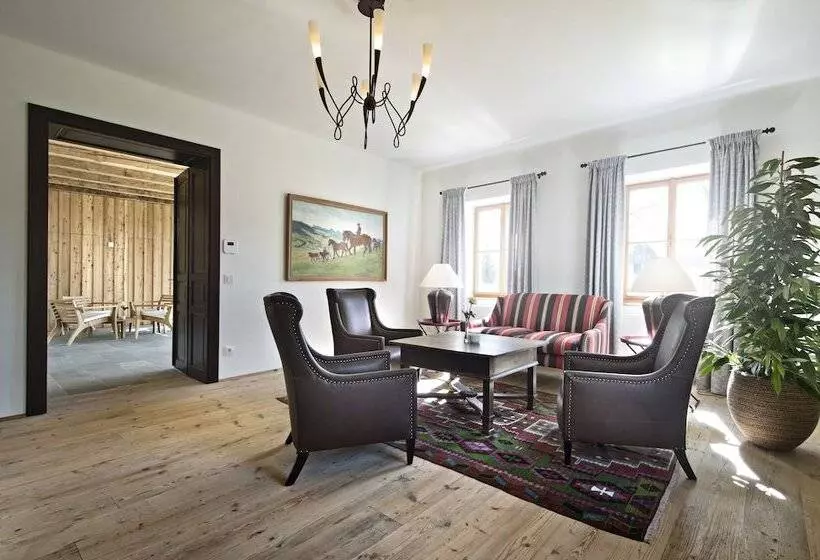 ユースホステル G'schloessl Murtal