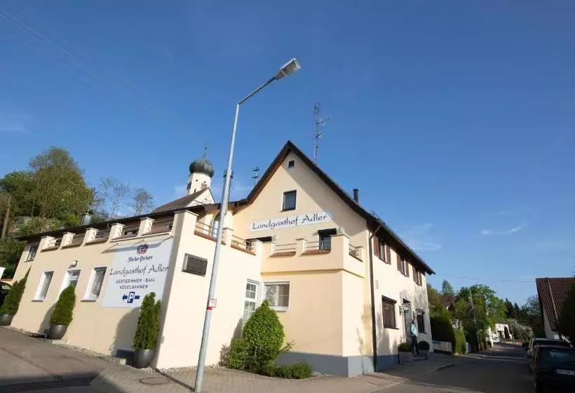 Retkeilymaja Landgasthof Adler