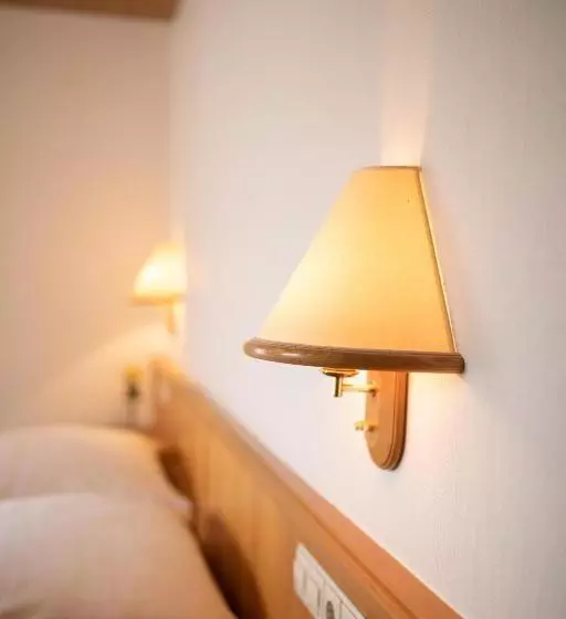 Retkeilymaja Landgasthof Adler