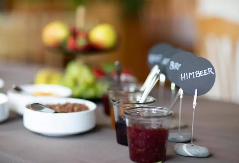 Retkeilymaja Landgasthof Adler