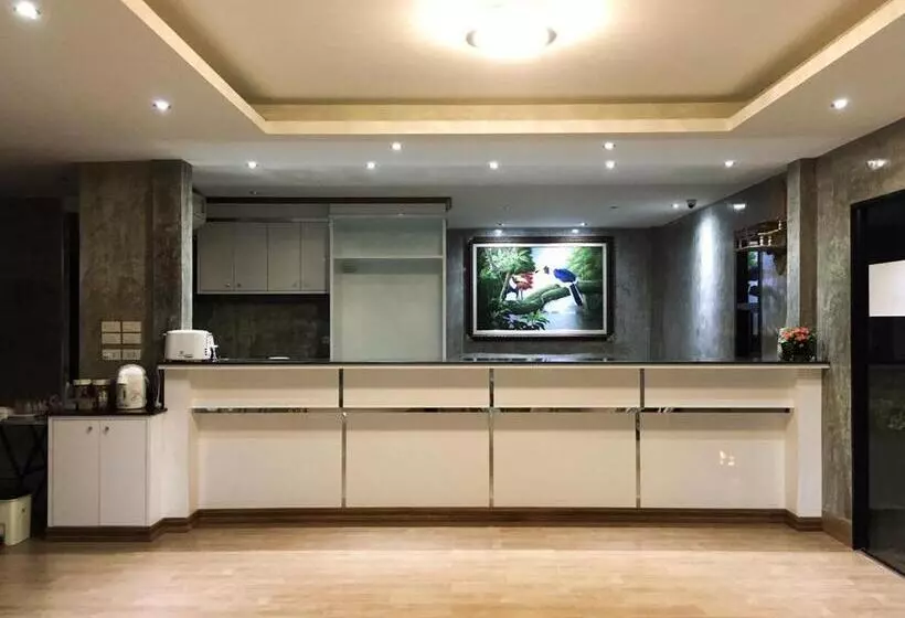 Retkeilymaja Nai Suan Inn