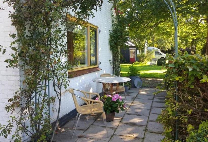 민박 Bloemenboerderij Aperloo