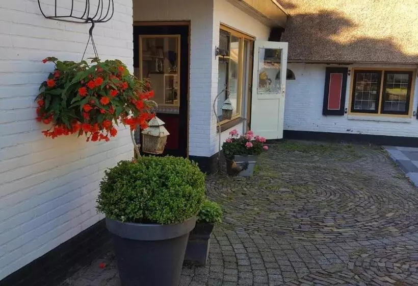 Aamiaismajoitus (B&B) Bloemenboerderij Aperloo