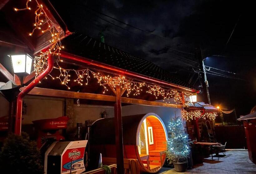 住宿加早餐  Engi Panzió