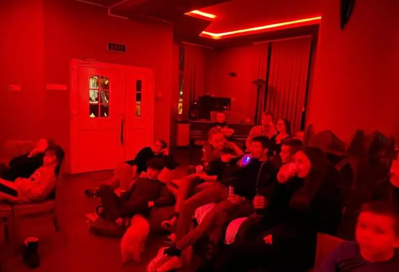 تختخواب و صبحانه Engi Panzió