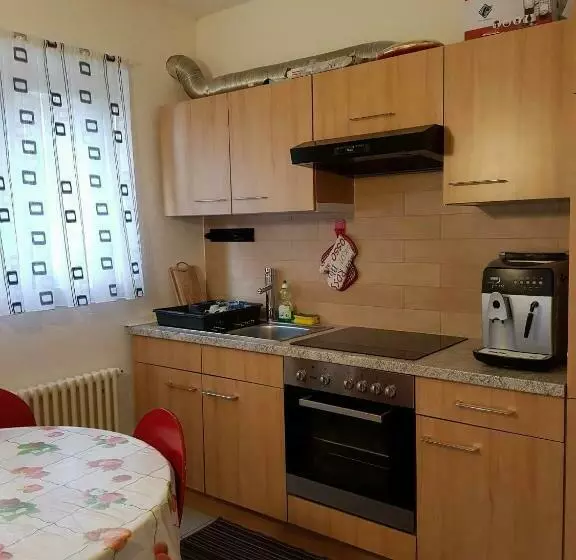 ベッドアンドブレックファースト Ristorante Del Ponte