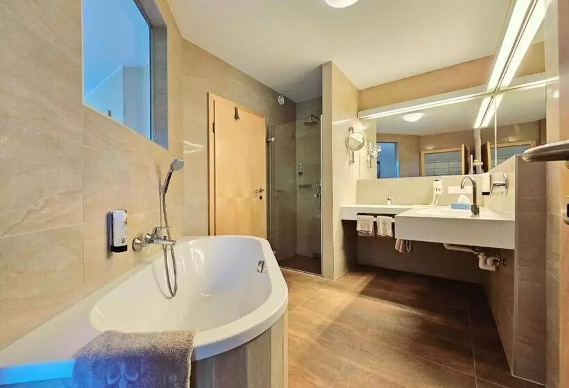 Familienhotel Trebesingerhof