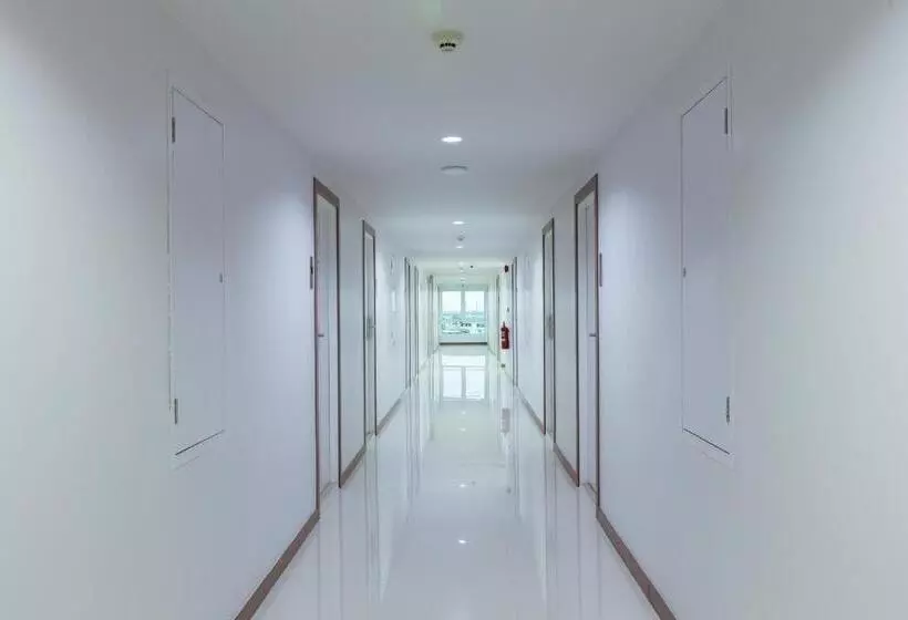 ホテル Thongchen Residence